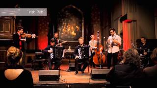 Irish Pub - The Kuraybers live at Jakob Kirke Resimi