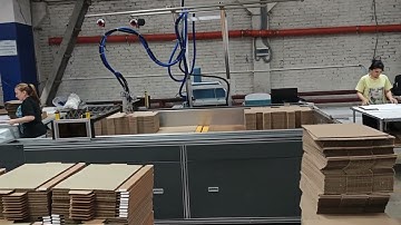 GluerX® | XY Glue Plotter with Lifting-table for Packaging, PDQ & Displays