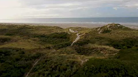 Midsland aan Zee, Drone movie vakantiehuisjes