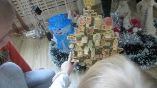 Влог:Завтрак.Собрали ёлочку.Курица в панировке.Дети лепят.Ужин.(8.12.16г) Влог:Завтрак.Собрали ёлочку.Курица в панировке.Дети лепят.Ужин.(8.12.16г)
