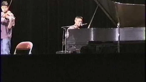 I keep on fallin' iiiiiiiiiiiiinnn...