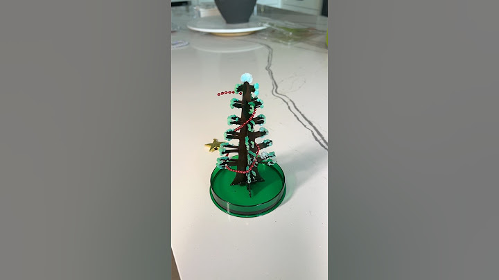 Growing a crystal Christmas tree!! Amazing results!! #holidaydiy #holidaywithyoutube