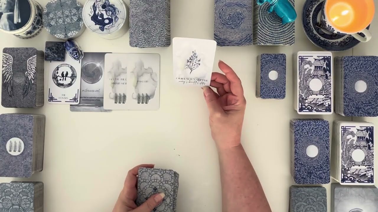 Ты воплощаешь энергию Марии Магдалины — ты прошла через огонь, теперь ты дышишь огнём! 🔥