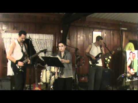 Banda Hangar 05 - Break all the rules.MPG