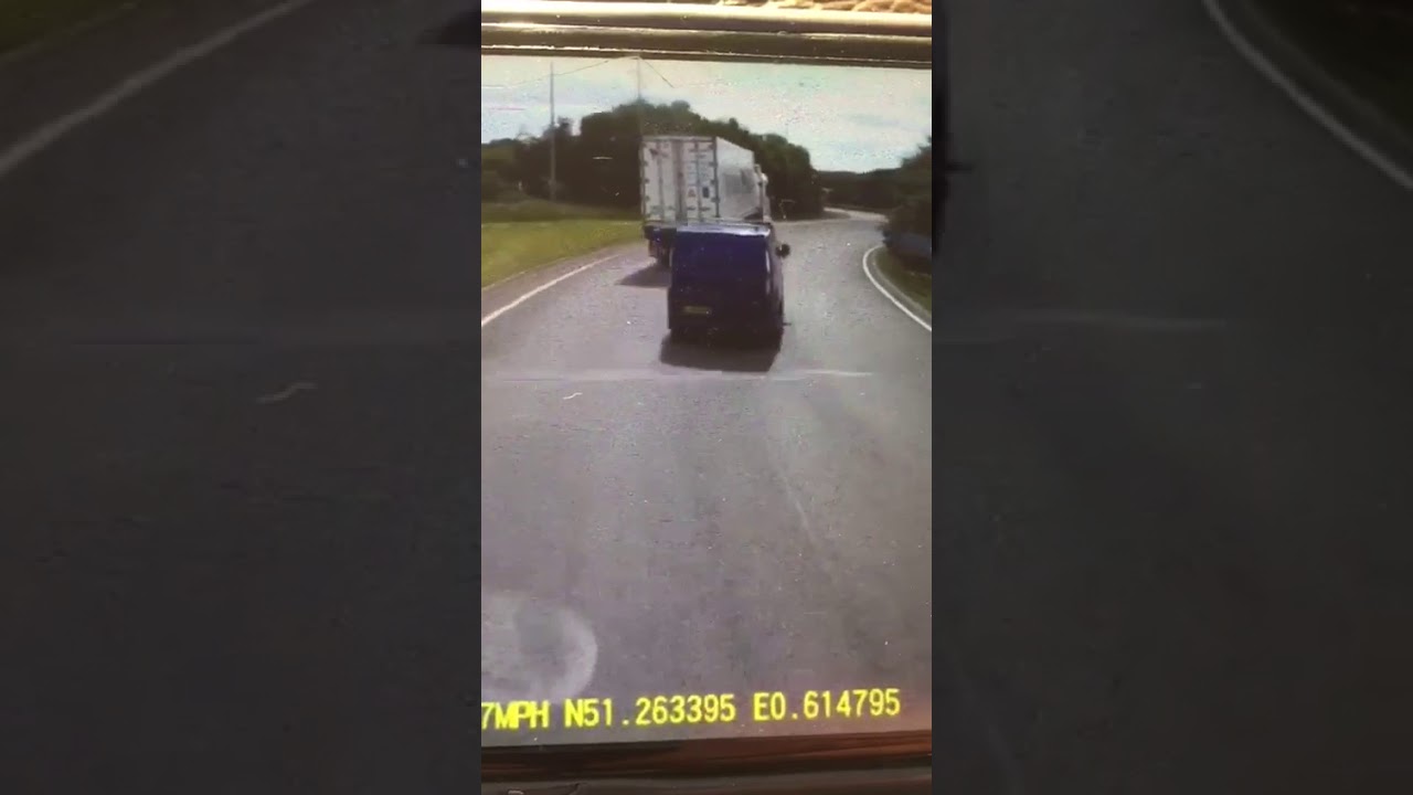 Ford transit crash with lorry - YouTube