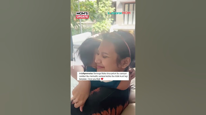 Momen Haru Indah Permata Sari Dipeluk Anaknya