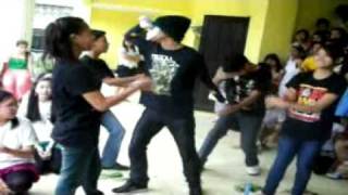IV-ROMANS BEWEW ROMANIANS