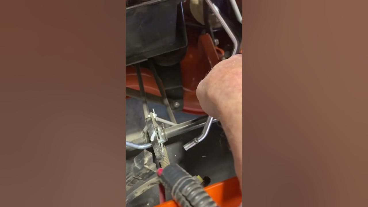 Replacing battery on Husqvarna zero turn mower - 2minute video - YouTube