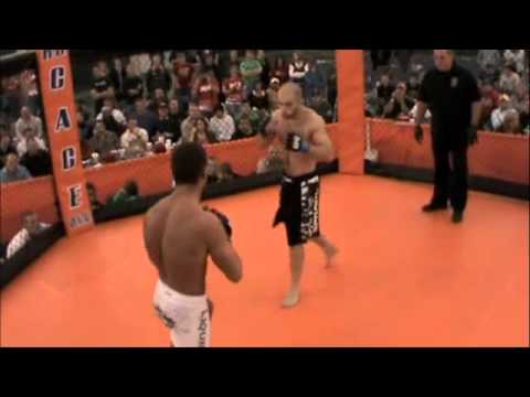 Clark VS Ross - Chaos in the Cage