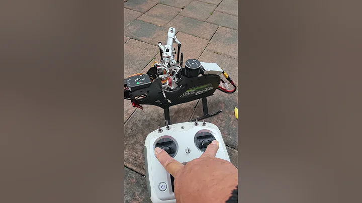 Flywing FW450 v2 with different servos