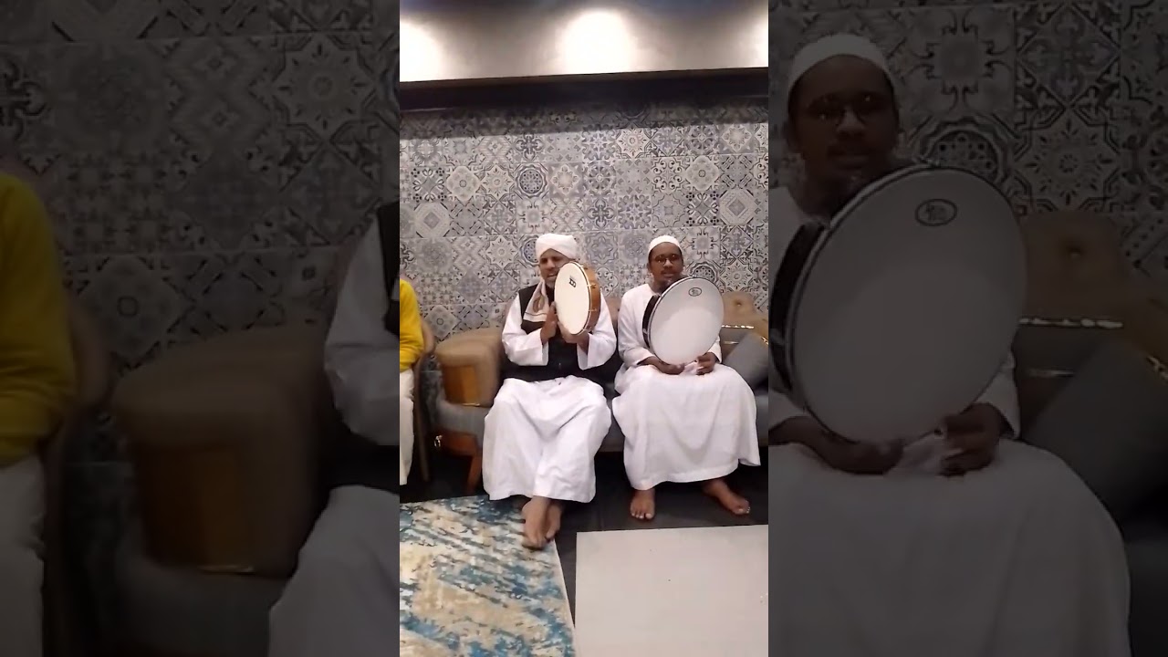صليت بنحتام واهديت السلام التام دائمآ