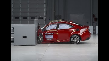2017 Lexus IS driver-side small overlap crash test (extended footage)