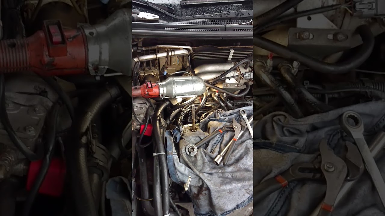 mitsubishi lancer 9 как вытащить ключ из свечного колодца