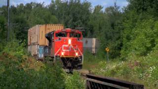 Weekend Railfanning on the CN Bala Subdivision [HD]