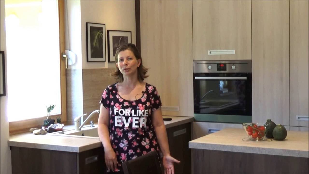 Modern konyhabútor praktikus konyha egy légtérben a nappalival ... Konyha nappalival