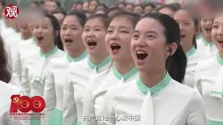Students sing 