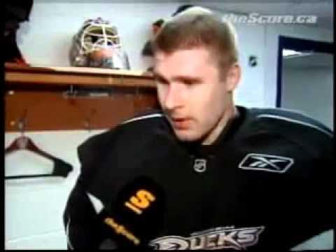 [Bild: hqdefault.jpg?sqp=-oaymwEmCOADEOgC8quKqQ...7d4YZbwexA]