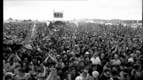 Interpol - The Heinrich Maneuver (T in The Park 2007) HD