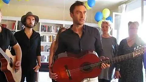 Måns Zelmerlöw - Heroes (acoustic version) 18.5.2015