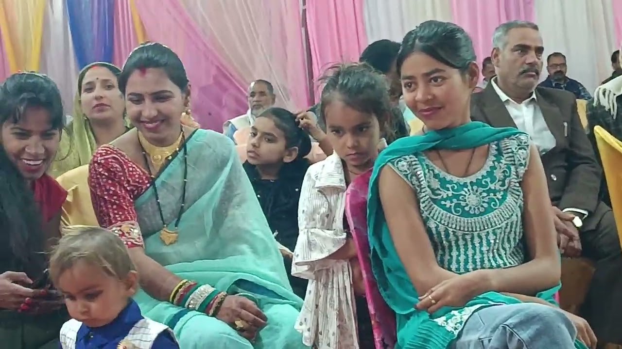 हाल क्या है दिलो का न पूछो सनम