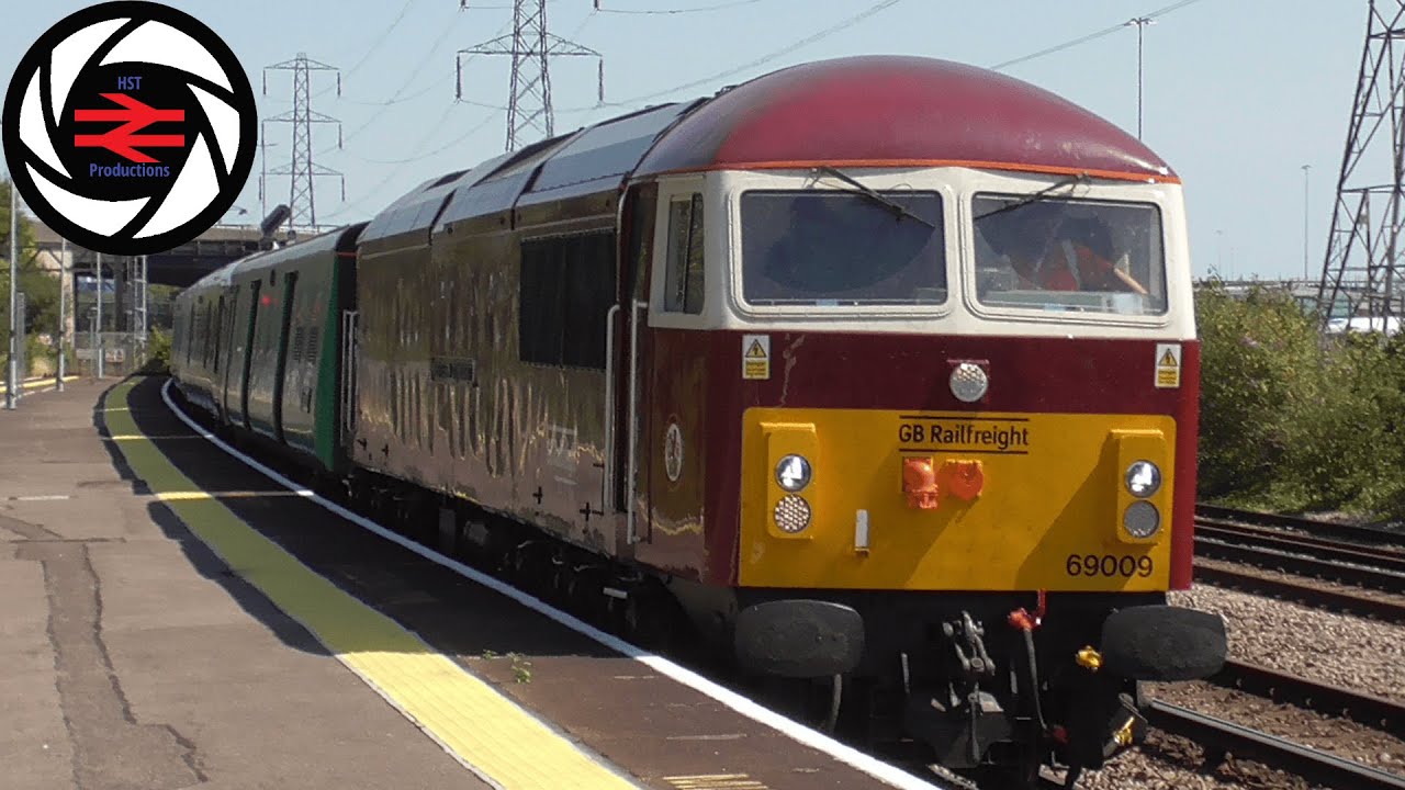 Trains at Millbrook (Hampshire) (SWML, WML) - 30/07/2024