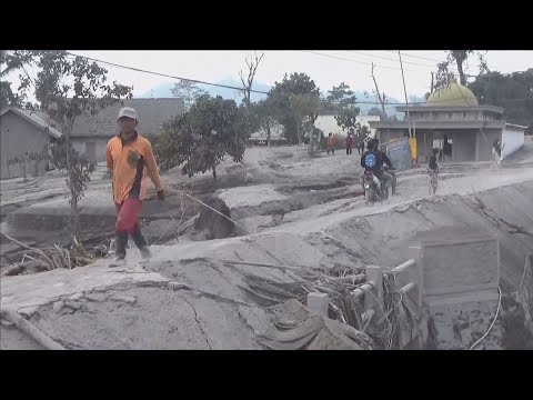 ინდონეზიაში ვულკანის გააქტიურების გამო 10 ათასზე მეტი ადამიანი უსაფრთხო ადგილას გადაიყვანეს