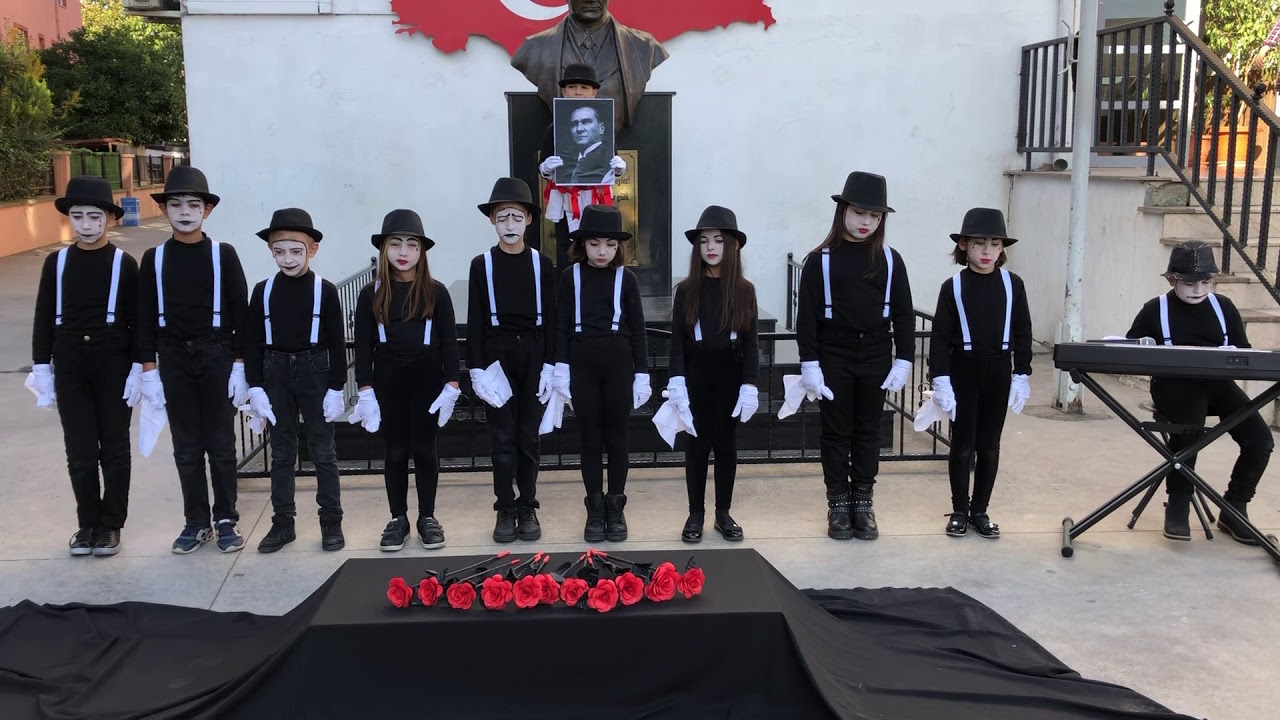 10 Kasım Pandomim gösterisi