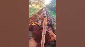 The machines work at full capacity #machine #foryou  #amazing #construction #truck