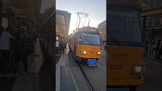 ČKD Tatra T4D-M (2×) + NB4 — Nr. 2122+2060+929 Einfahrt Leipzig Hbf Steig B | Li. 11E Ri. Dölitz