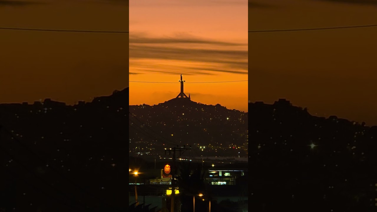 Un atardecer inolvidable en la bahía de Coquimbo: La Cruz del Tercer Milenio como protagonista