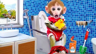 Cute Baby monkey Bi Bon go to the toilet, clean the house and go shopping | Monkey Cartoon Videos screenshot 3