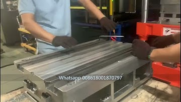 Mould changing of fully automatic three stations thermoforming machine