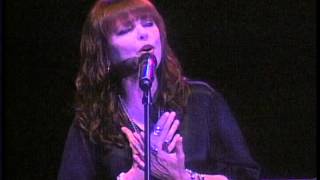 PAT BENATAR Somebodys Baby 2009 LiVe chords