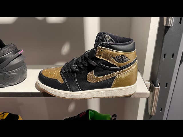 その他 AIR JORDAN 1 RETRO HIGH OG d DZ5485-071 s-l400.jpg