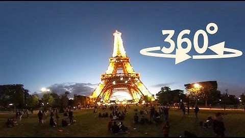 360°/ VR Video - Eiffel Tower Light Show - Paris, France