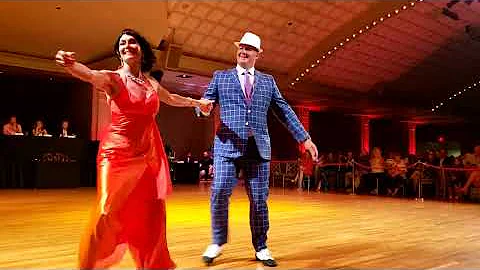 Bret Schneider & Bonita Brockert Dancing for the S...