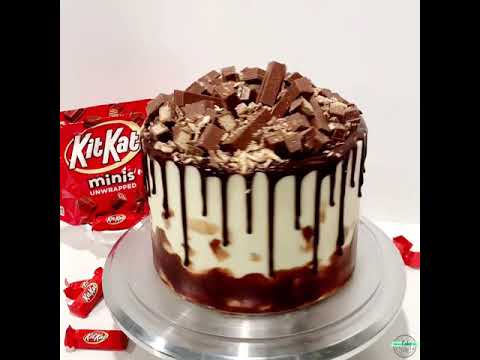 Kit Kat cake