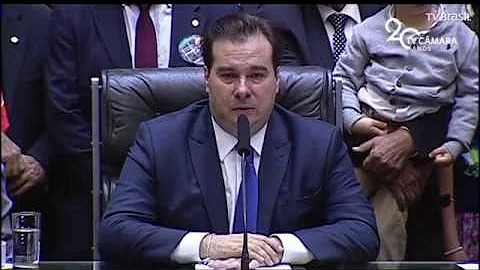 Como se inicia um processo de impeachment?