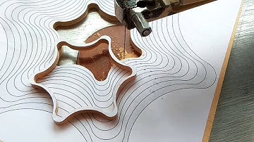 Cutting of scroll saw project - bowl (basket)