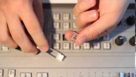 How to change a label in a AXUM CRM panel button prt.1