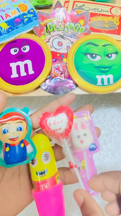 ASMR CHARMS BLOW POP GUM BALLS INSIDE OUTS CANDY (4 FLAVORS) AND EATING SOUNDS