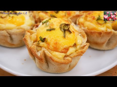 Video: Cách Làm Bánh Nướng Với Trứng Và Hành Tây Trong Nước Khoáng