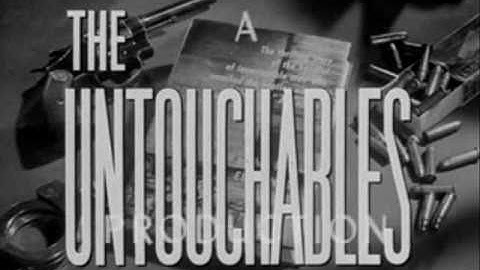 Los Intocables (intro español neutro)