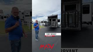 Walkthrough of 2025 Chaparral 389DEK with Tony at Mid America RV in Carthage MO