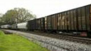 CSX freight with 6 engines in Kennesaw,GA