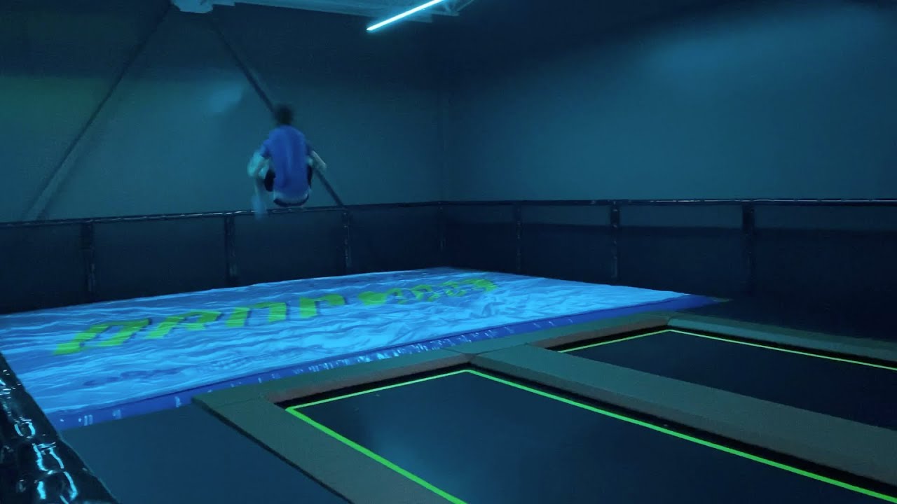 Crazy Flips at Tramp Park!!