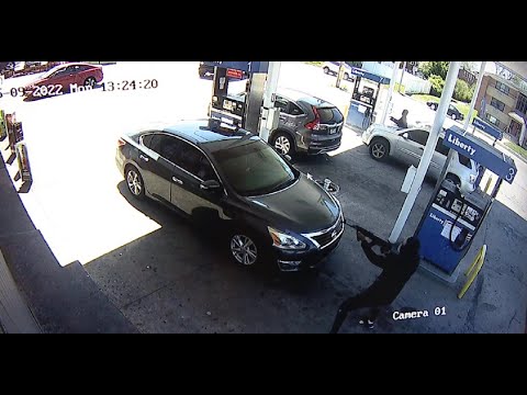 Download Video: Man killed in brazen shooting at busy Philadelphia gas station