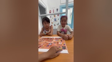 Tiếng Anh Giao Tiếp Phan Thiết: Tina and Ruby practice talking about Halloween
