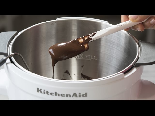 KitchenAid® Precise Heat Mixing Bowl Simplifies Tricky and Traditional  Cooking Techniques