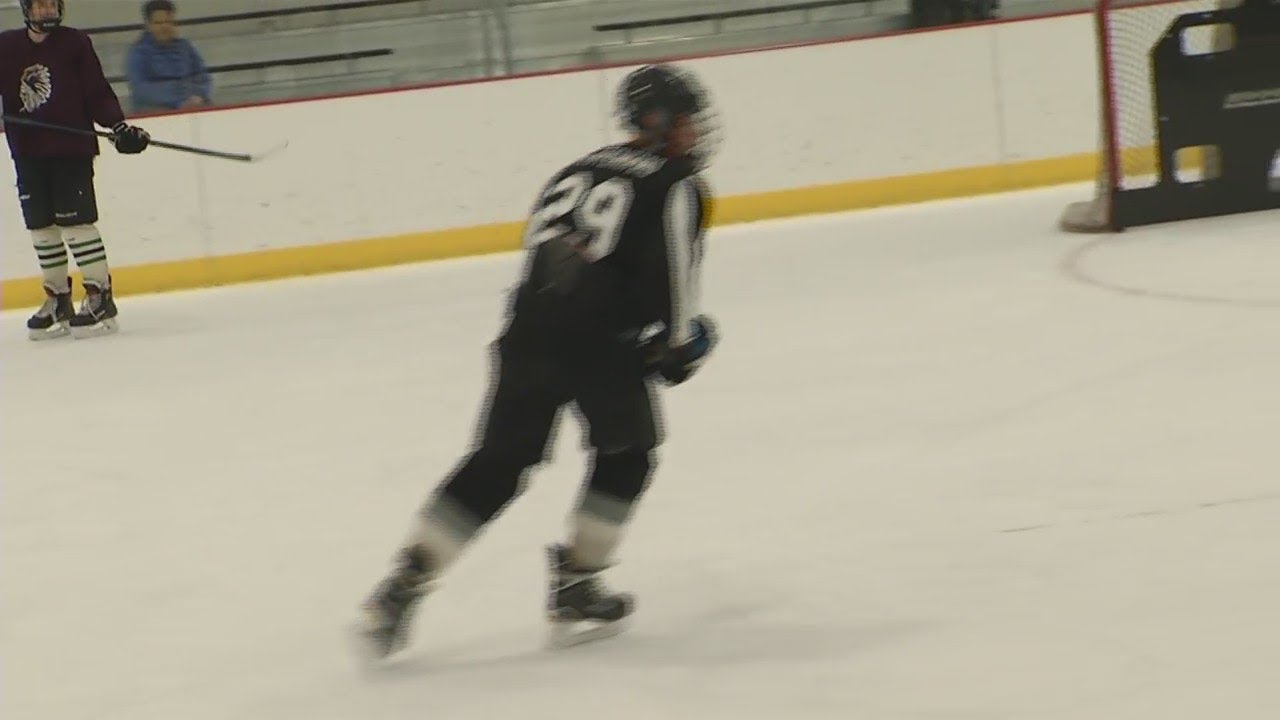 Mandan hockey hoping for turnaround - YouTube